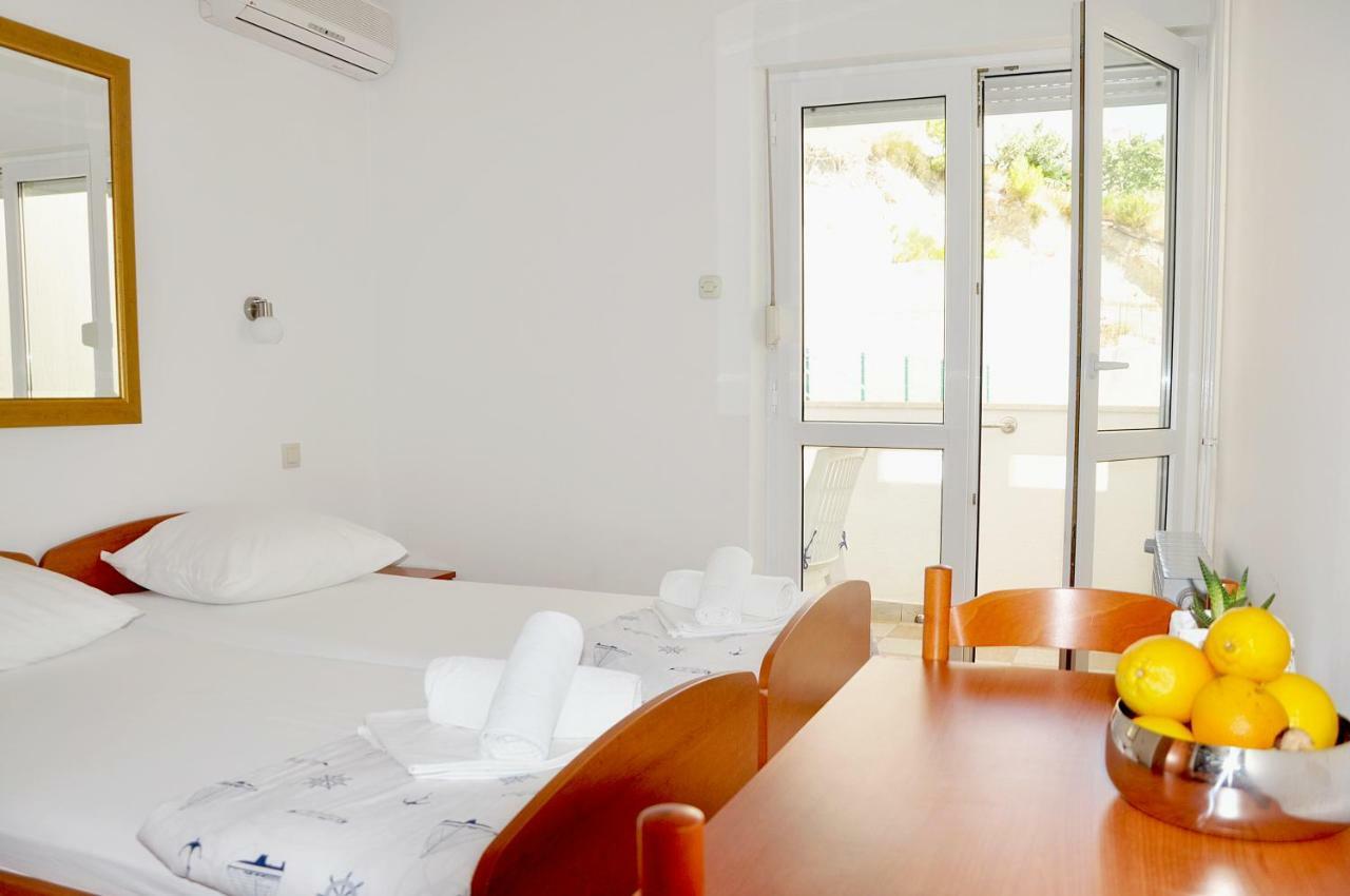 Sunrise Apartments And Studio Apartments Lokva Rogoznica Exterior foto